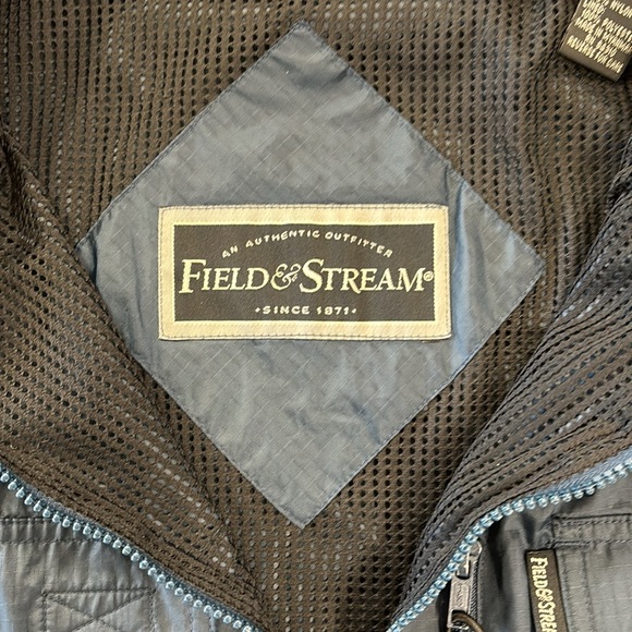 Field & Stream Fishing Hunting Vest - Picture 3 of 7